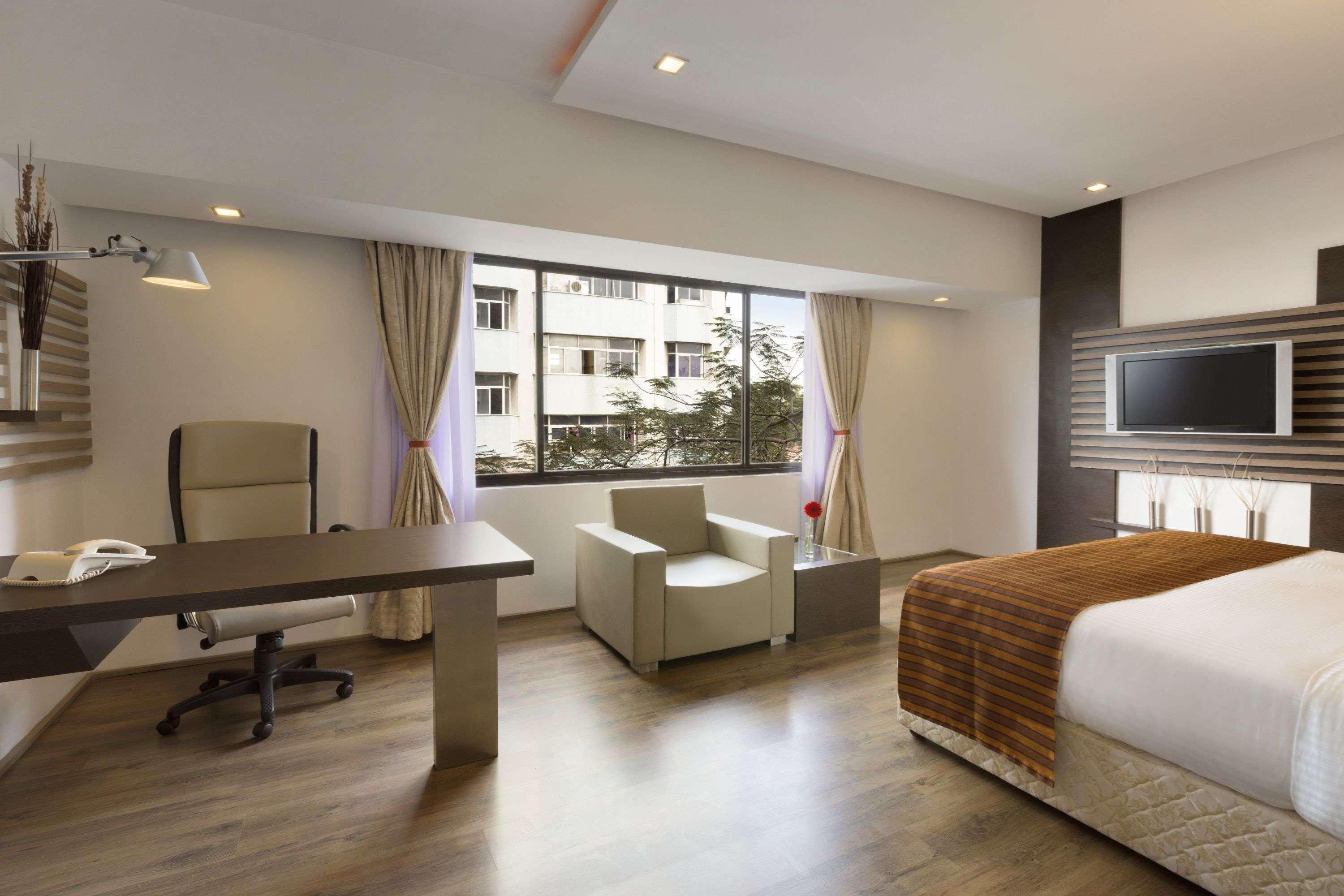 Ramada Chennai Egmore Bagian luar foto